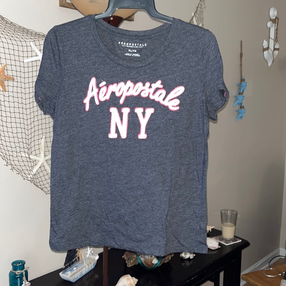 XL AEROPOSTALE Ladies shirt